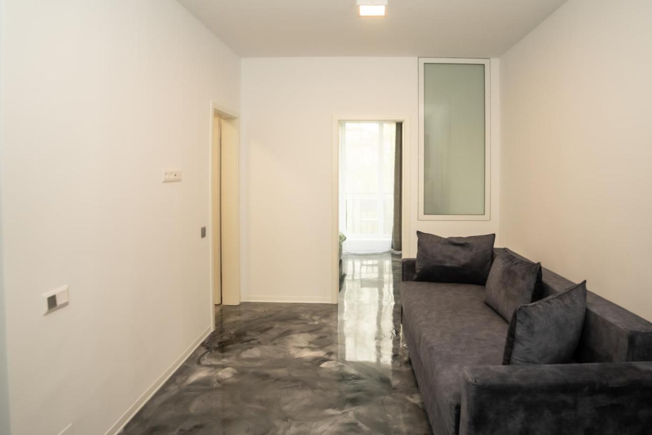 Andrew Apartaments คลูจ-นาโปกา ภายนอก รูปภาพ